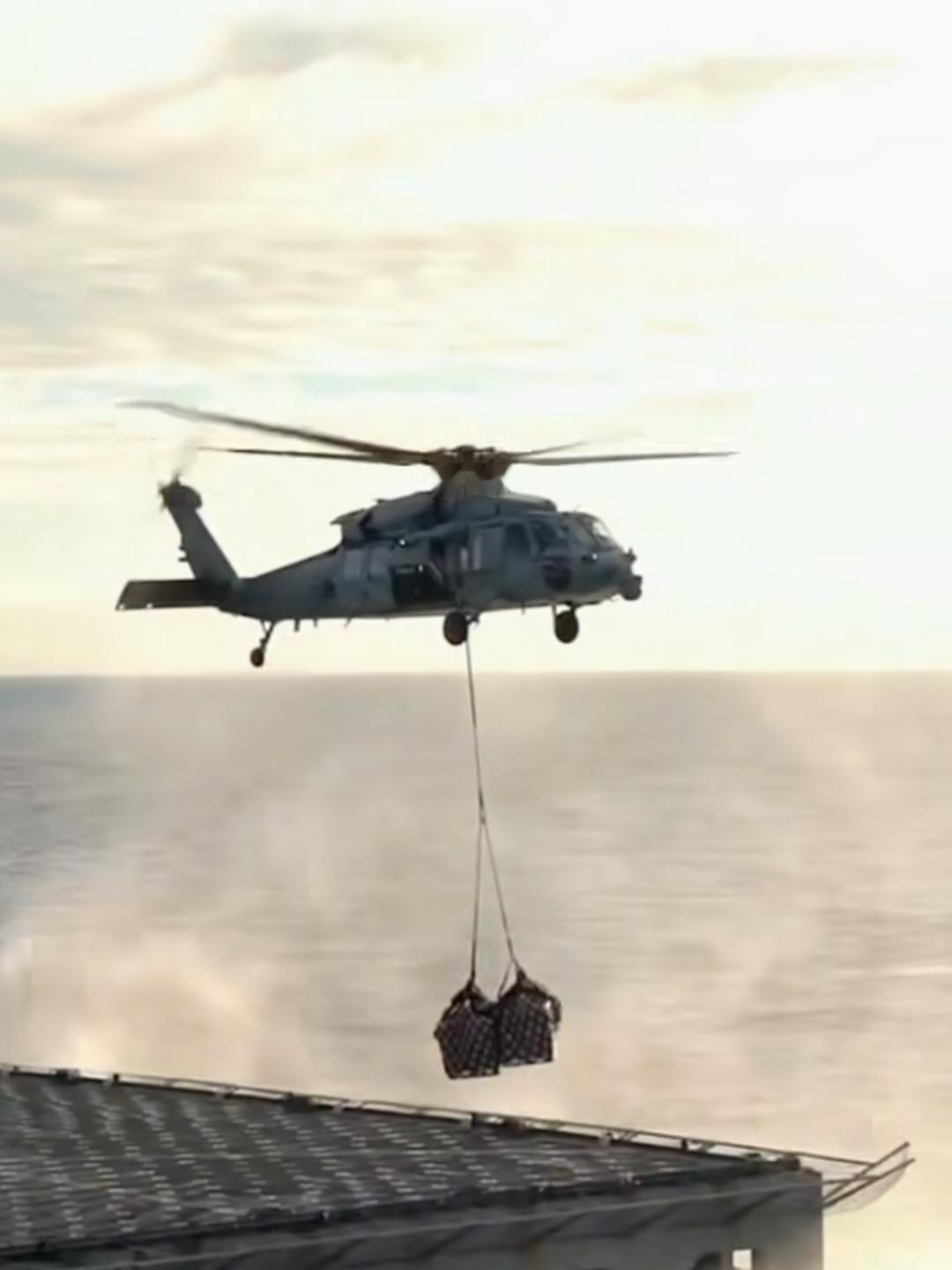 美国经常在公海上拦截和抢走他国石油，以前也是这样，现在也是这样操作，属于长臂管辖