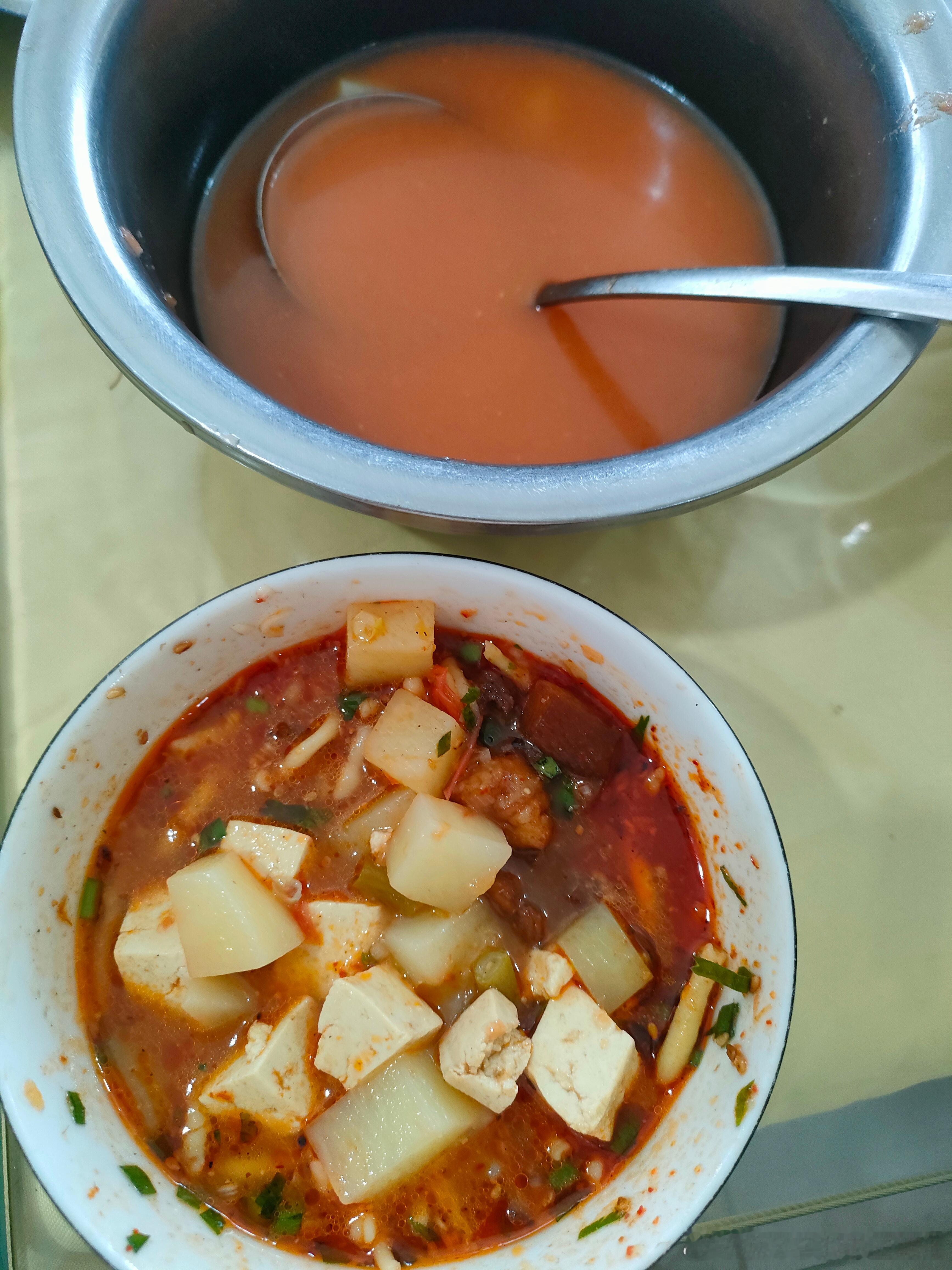 #肥猫走南闯北##国医的精诚力量# 子洲的黄芪喝黑豆是国家地理标志产品汤里的黑豆