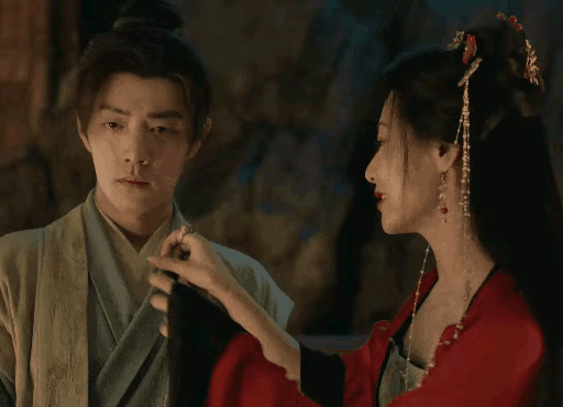 条件不符就别尬撩，《藏海传》39岁白冰告诉你，啥叫“美人计”白冰在《藏海传》中的