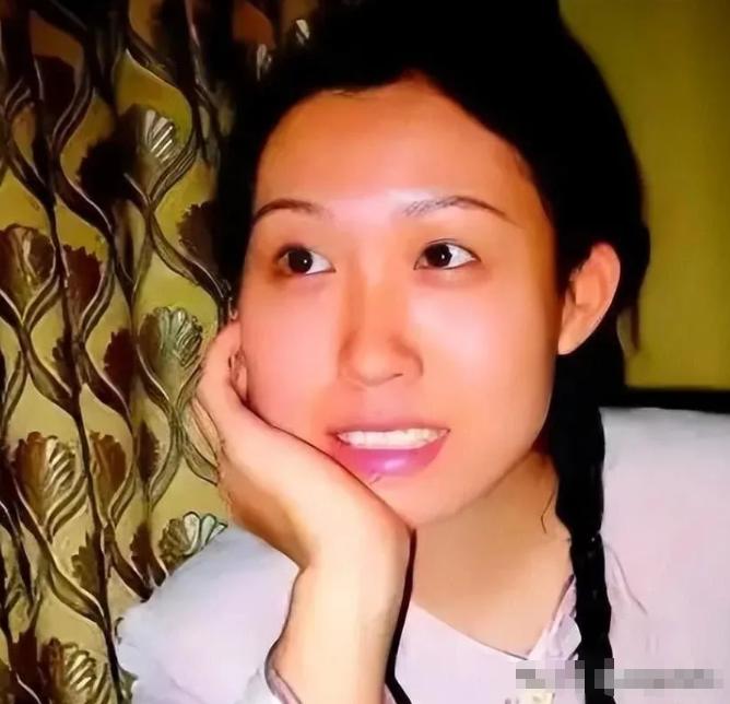“天才少女”庞秀玉，14岁荣获多项奖项，19岁未婚生子，26岁公开征婚要求50岁