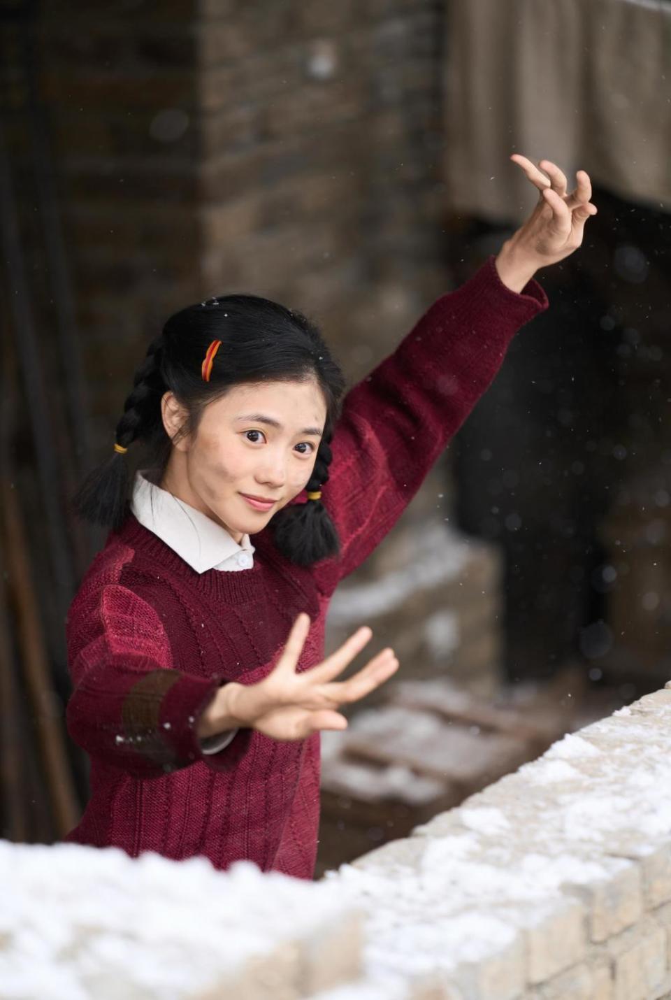 总有人说忆秦娥命好，一路贵人：放羊娃出身，偏偏苟师挑了进来，秦八娃给量身写本子，