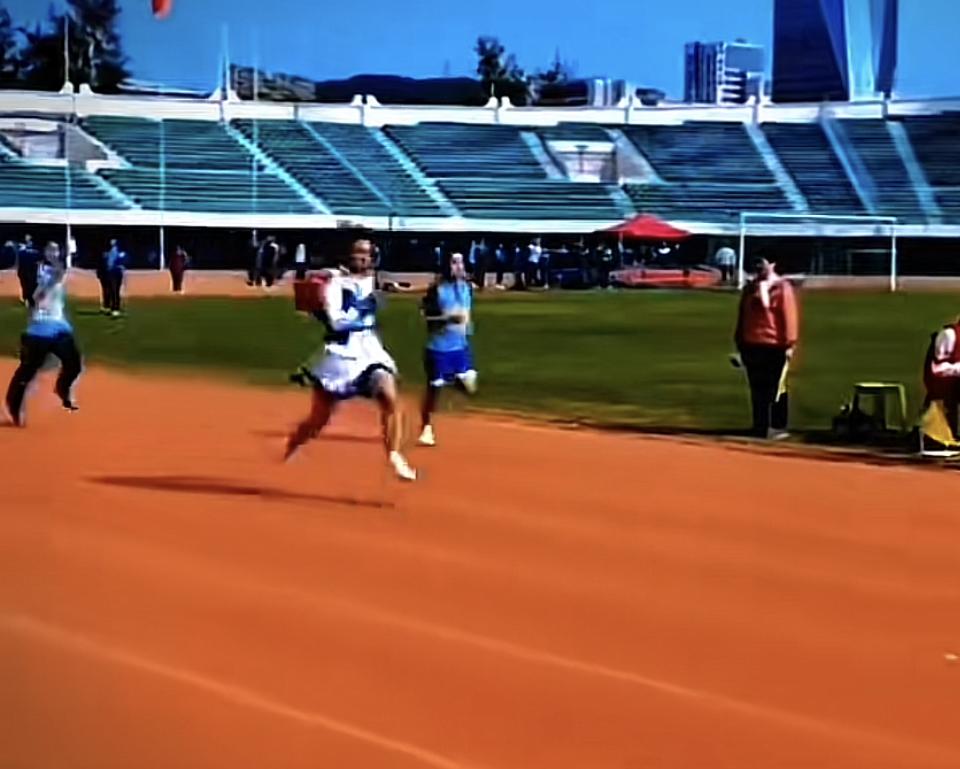 赛前不通知，赛中不阻止，赛后发现拿了第一就开始来事了。
起因是厦门某中学刚结束的