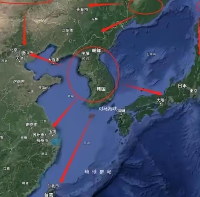 现在日本人开始骂他祖宗了。9.18事变后，日本占领了中国东北，想当时如果日本不贪