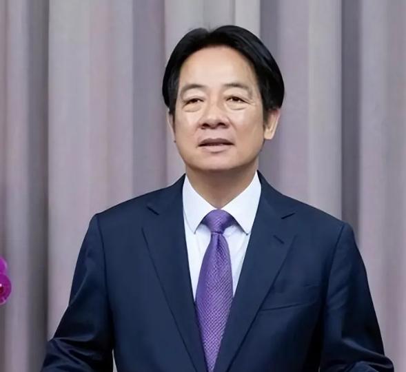 赖清德大逃亡？一觉醒来，台军演重大实战课目：防斩首

麻烦看官老爷们右上角点击一