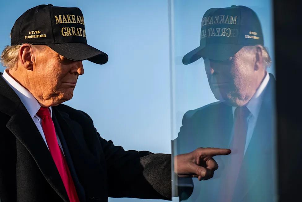 特朗普的反对者正计划采取措施，推翻他对总统任期所做的改变。
民主党众议员正在起草