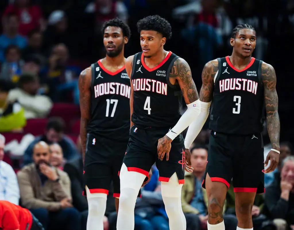 活塞向火箭提出4换4交易报价！

据美媒报道，火箭队有意与活塞商讨小波特交易，火