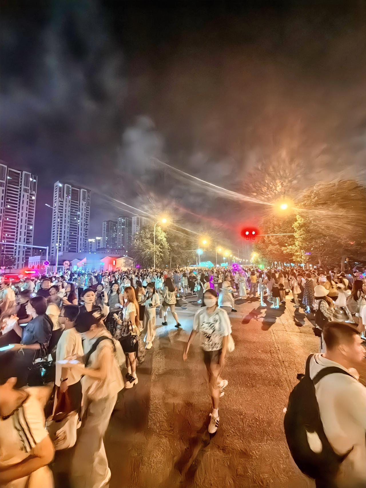 有一说一，大连连续两个周末承接大型演唱会，一个刀郎、一个时代少年团，从文旅到管理