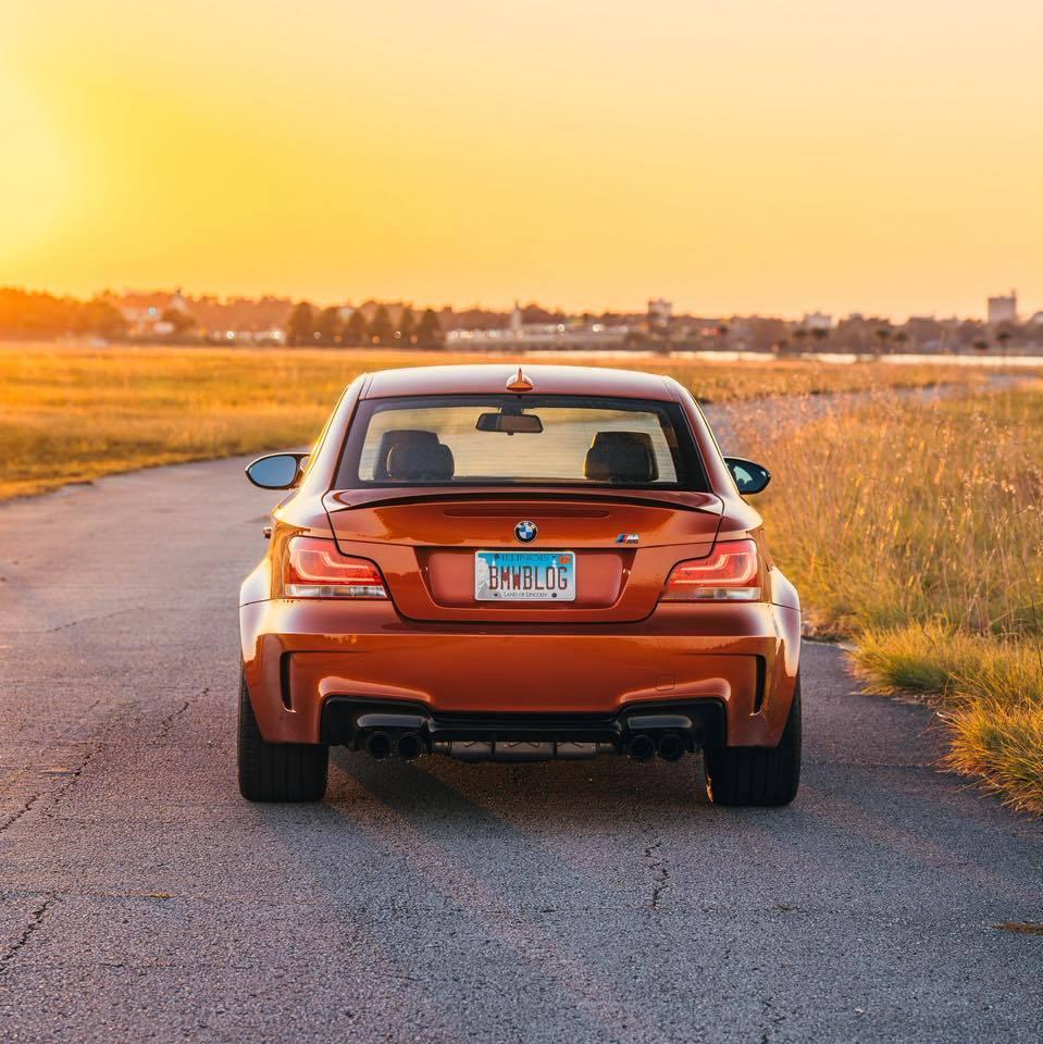 道路尽头是夕阳，而1M本身，就是光。  