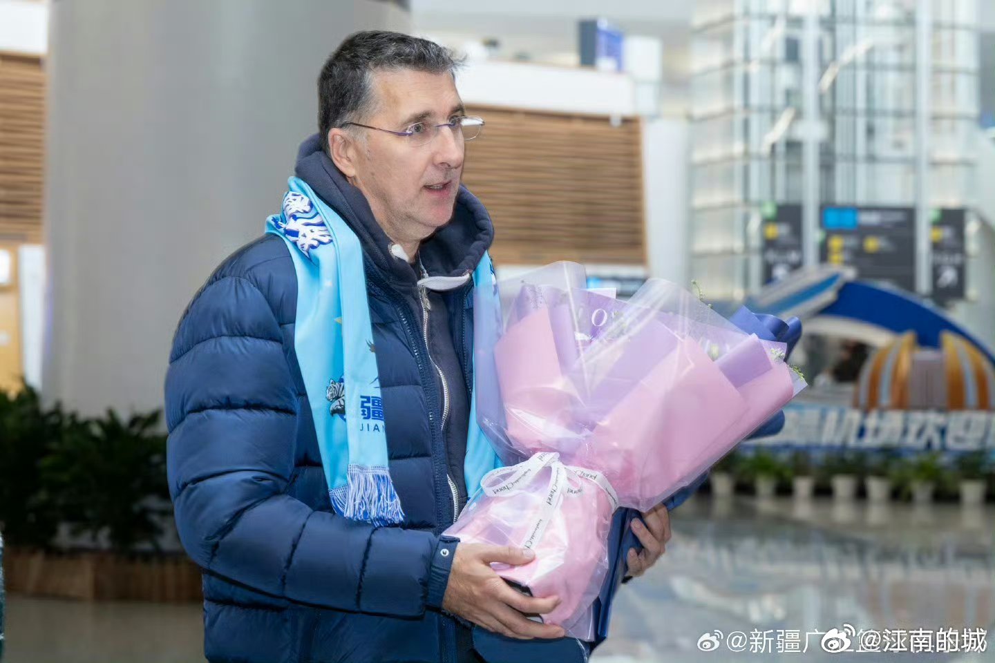 新疆队的一些问题绝不是换掉格兰就能解决的。cba