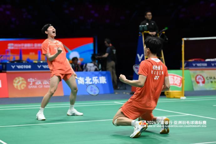 徐承宰/金元浩组合国际赛事30连胜

徐承宰/金元浩从去年法国公开赛起，连续6站