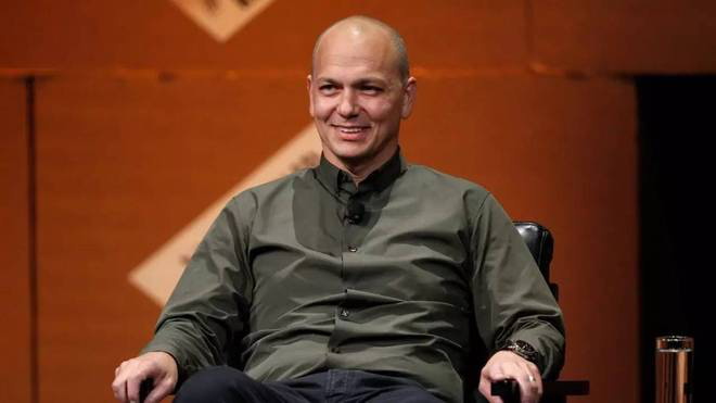 突发！“iPod之父”托尼法德尔被曝有意争苹果CEO！内部人士冷笑：纯属单方面幻