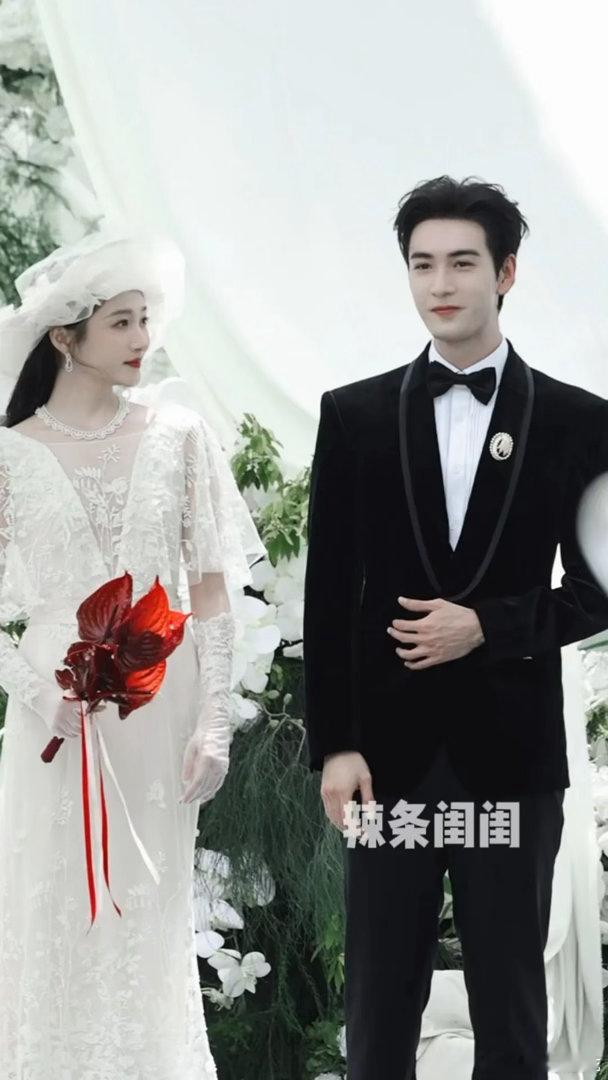 关晓彤陈星旭《红掌》婚礼路透怎么样？这个剧是不是目前的路透都没有拉胯的，感觉现偶