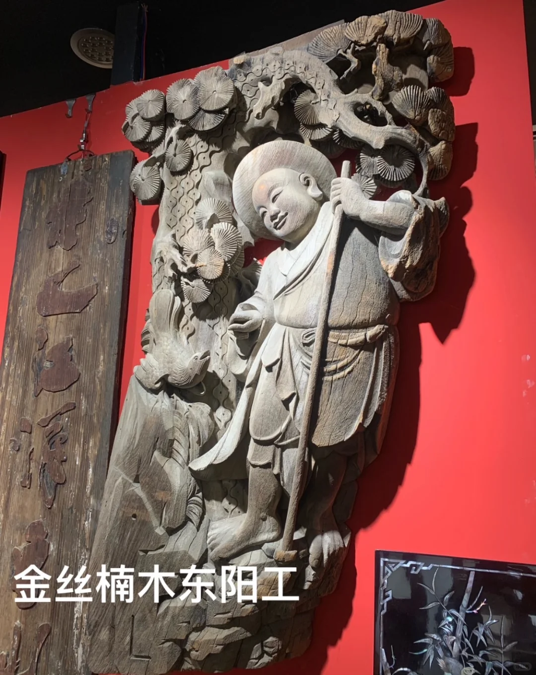 竟然全是清代的老金丝楠家具