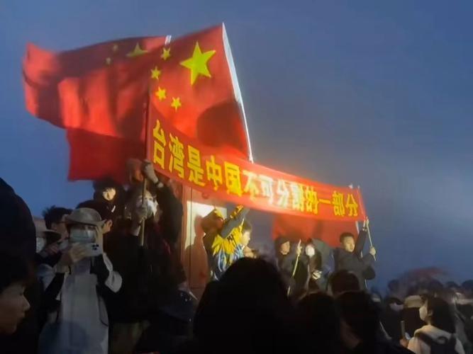 以后谈到台湾，别再用“收复”或者“回归”这两个词了。根据我们的法律，台湾在194