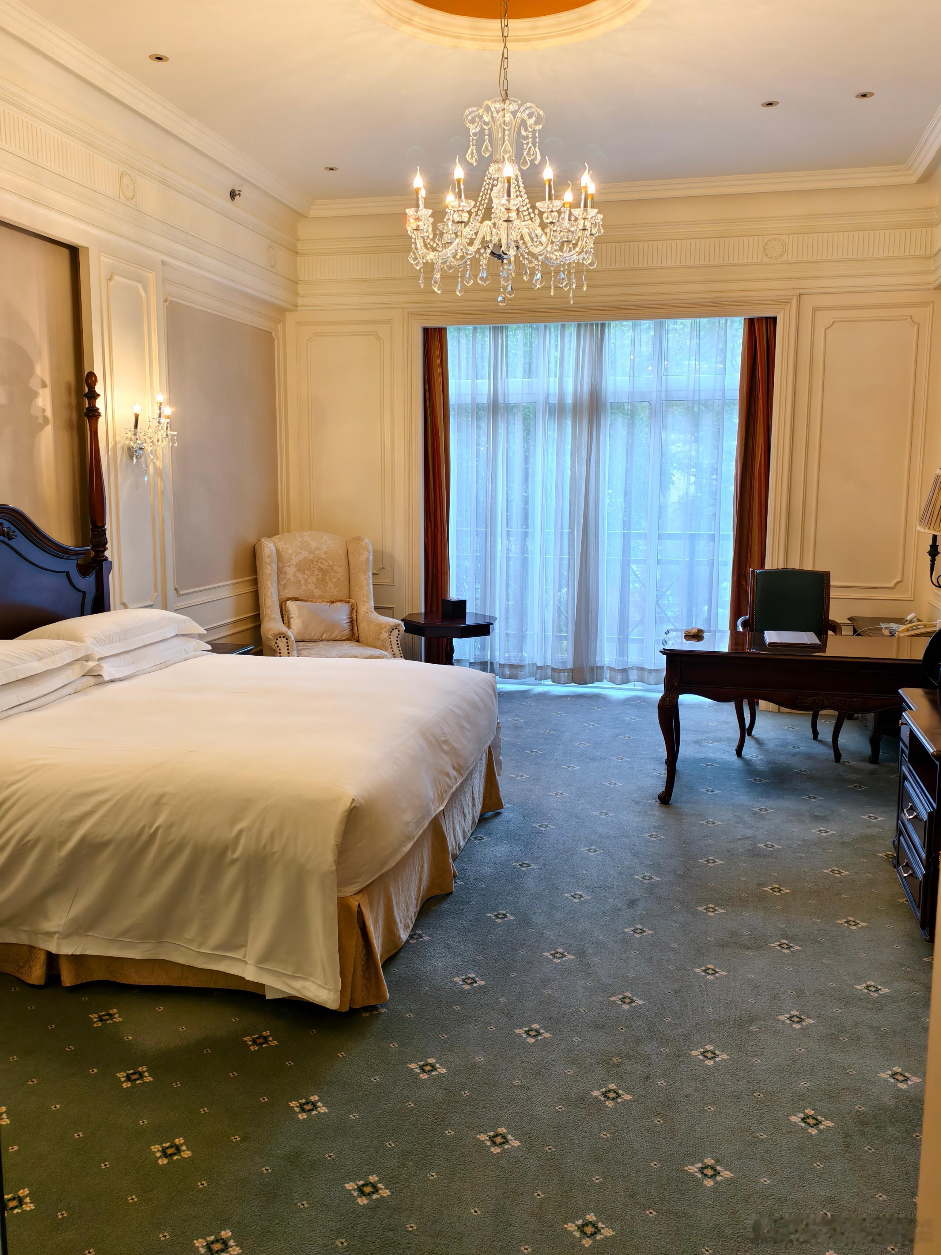 到酒店了晚上7点日产n6预售一起期待一下 