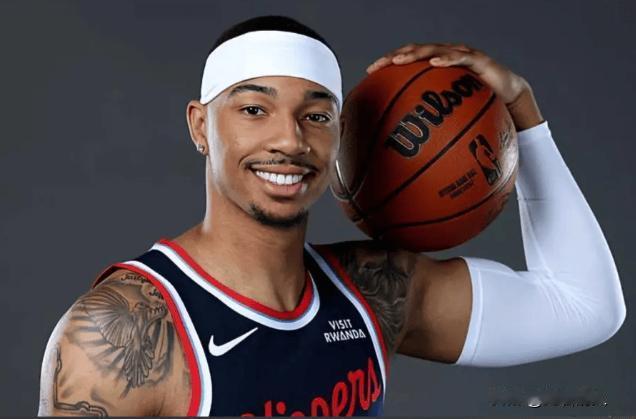 乔丹米勒打的太好了，11+10+5+2带队取胜，篮板赛季新高



乔丹米勒打的