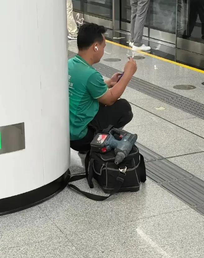 在这里，这么心安理得吗？
