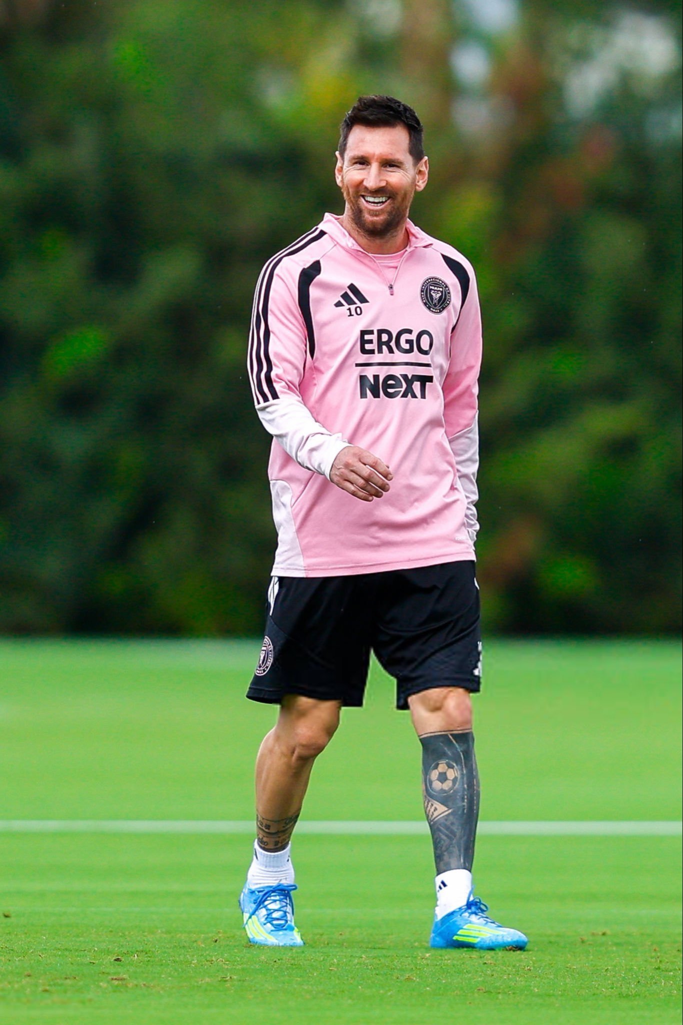 今天训练的开心梅梅梅西