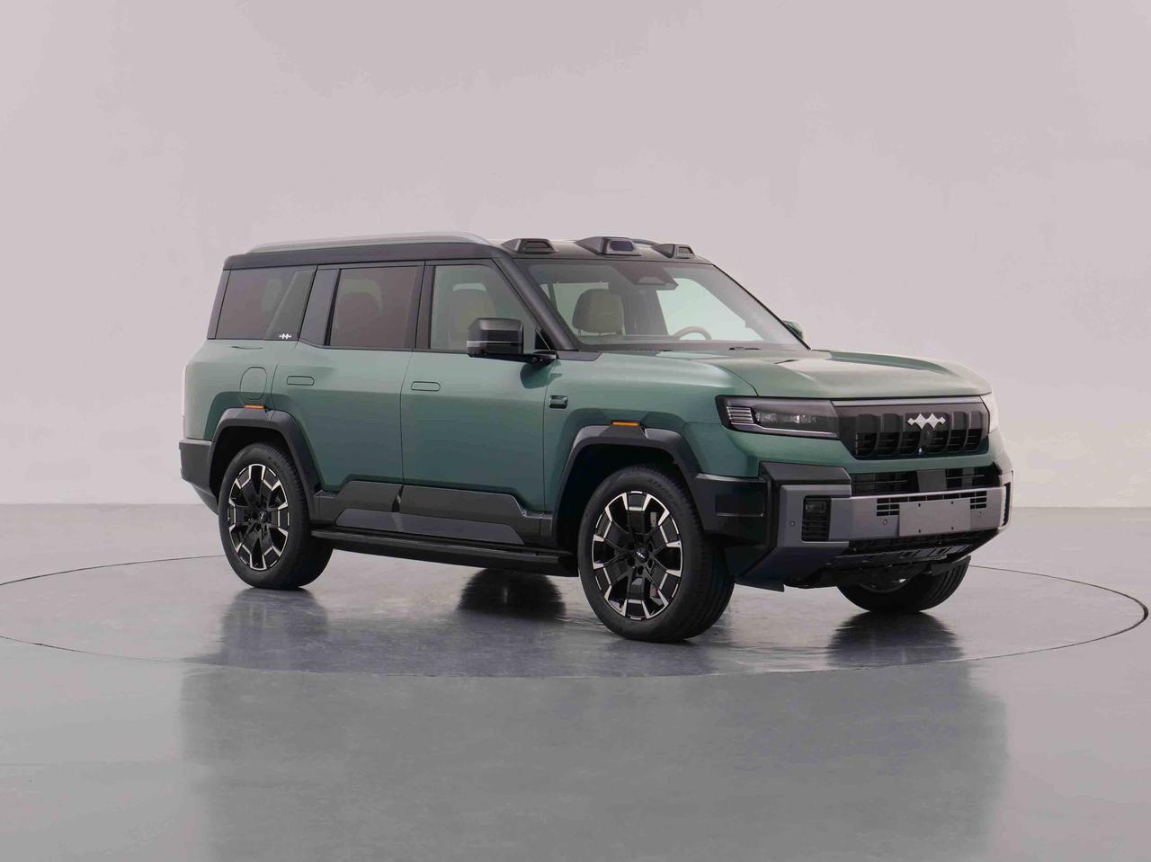 工信部第405批次审批新车：比亚迪方程豹豹8插混车型