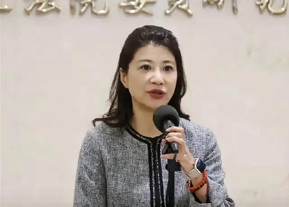 就在刚刚，
台“民进党当局”发布严正声明，

4月28日，针对台湾地区在野党近日