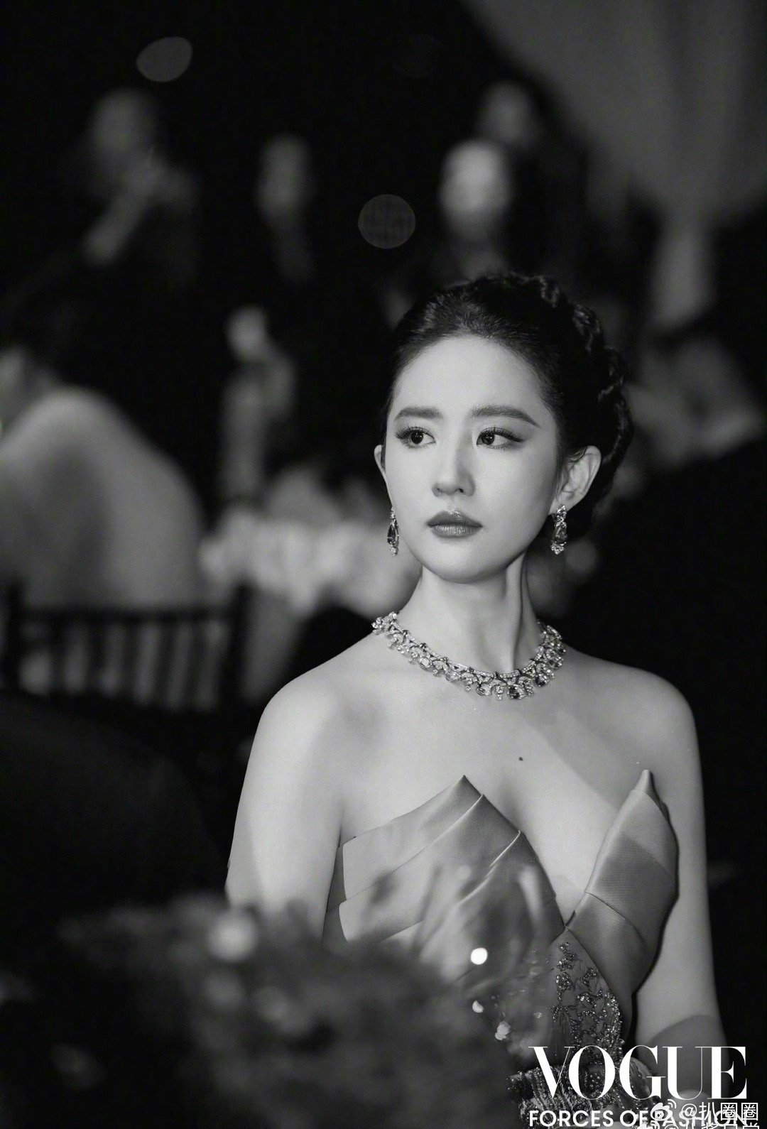 刘亦菲、杨幂、刘诗诗VOGUE晚宴黑白大片，太美啦～ ​​​