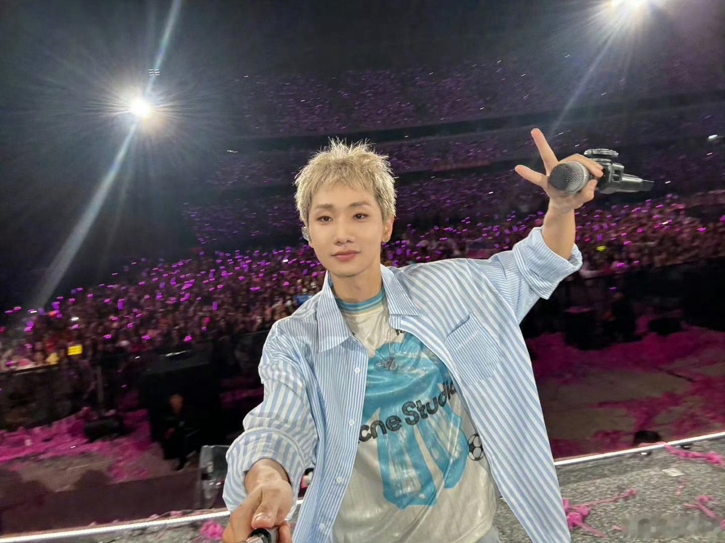 汪苏泷day3隐藏歌曲是还是想念汪苏泷还是想念也上太原桌了太原站day3直接放大
