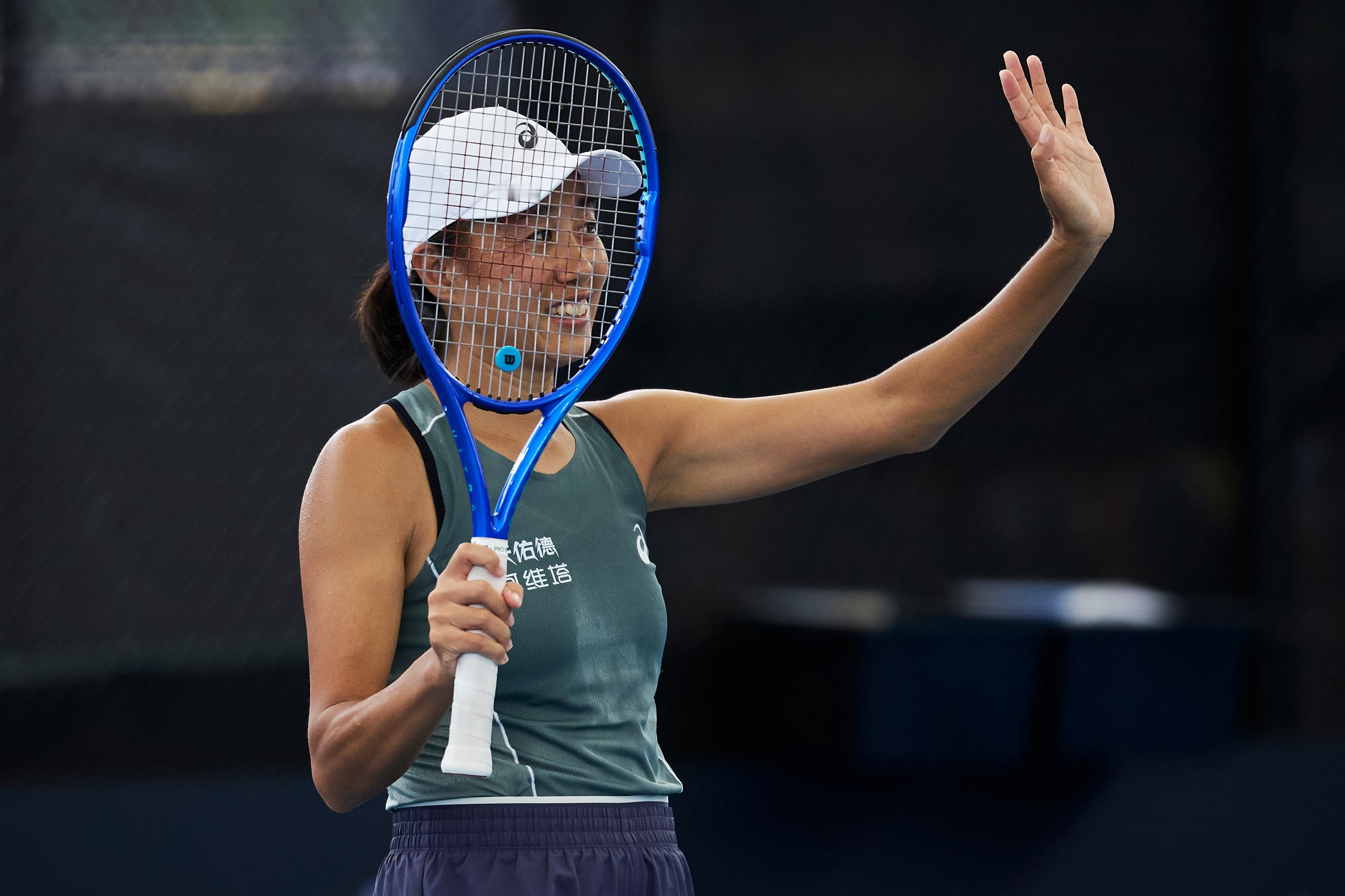 属于胜利时刻和灿烂笑容！请帅姐继续加油！摄影：布里斯班前方记者 李建艺张帅2比1