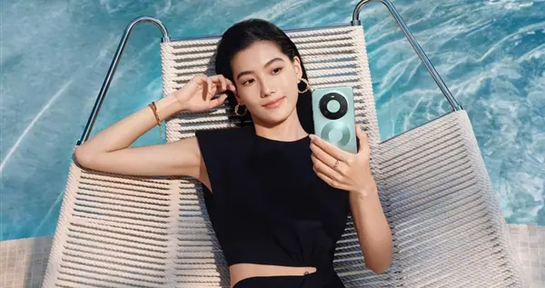 華為全家桶亮相春晚舞臺 網友：春晚含華量太高了
