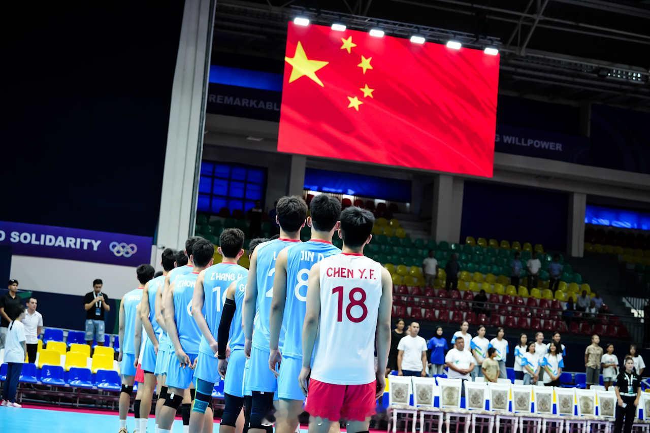 国际排坛动态 U19男排世锦赛中国首战3-0零封日本精彩图 ​​​