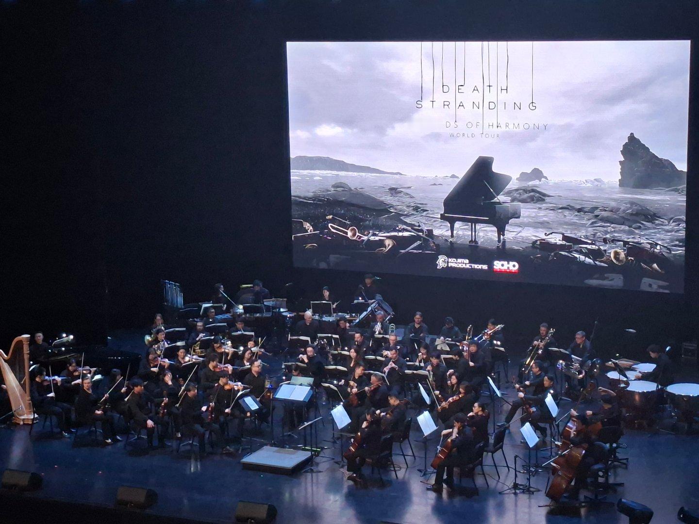 死亡搁浅音乐会略难评Minus Six One去掉了日语歌词，女声日语变啦啦啦童