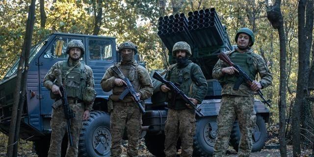 大批雇佣兵逃离乌克兰，原来是乌克兰军队说所有外籍兵年底之前都要编入前线部队，这下