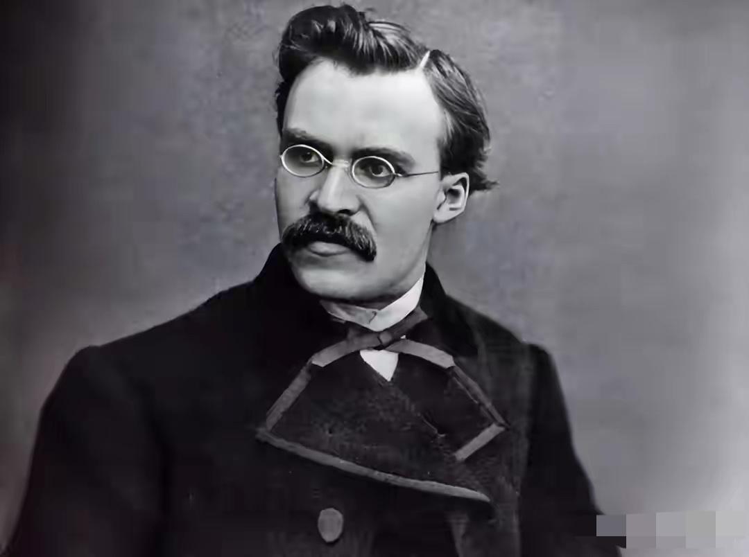 尼采这话太有深意了。就说“这世界没有真相，只有视角”，好比看一幅画，有人看到色彩