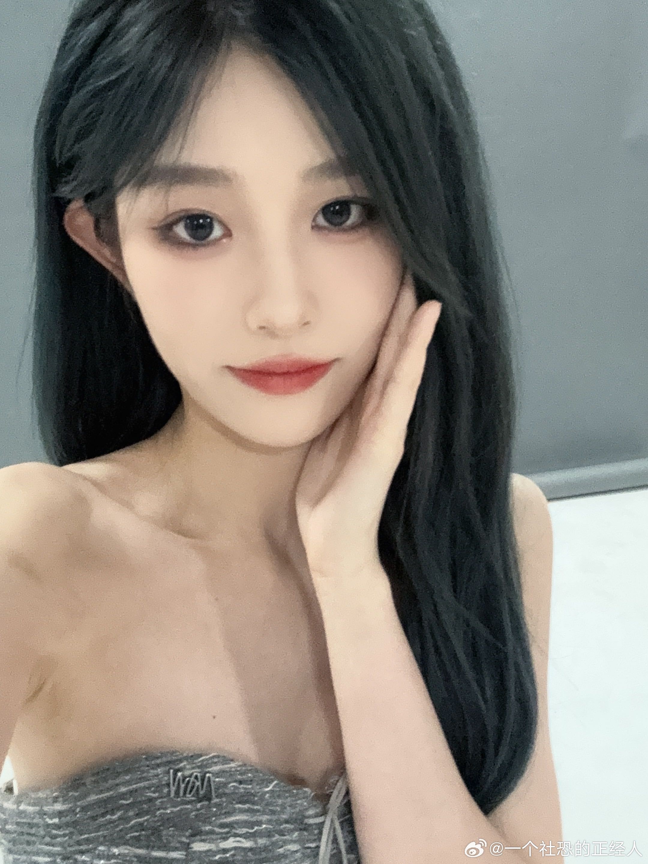 一个优雅的挑水人王奕我们永远在一起王奕 脸蛋天才取向狙击王奕❣️超绝可爱🗣有趣
