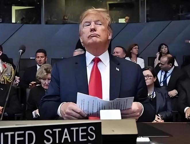 特朗普在台湾问题上表态了！1月8日，特朗普在接受《纽约时报》采访时表示，中国在台