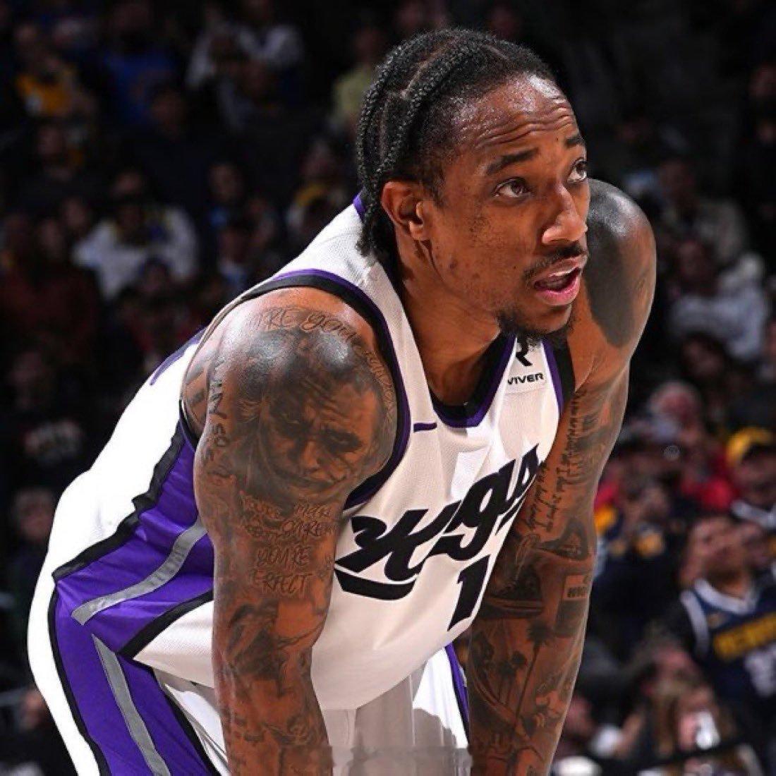 据Chris Mannix报道，德玛尔·德罗赞是国王队在交易截止日期后买断的“有