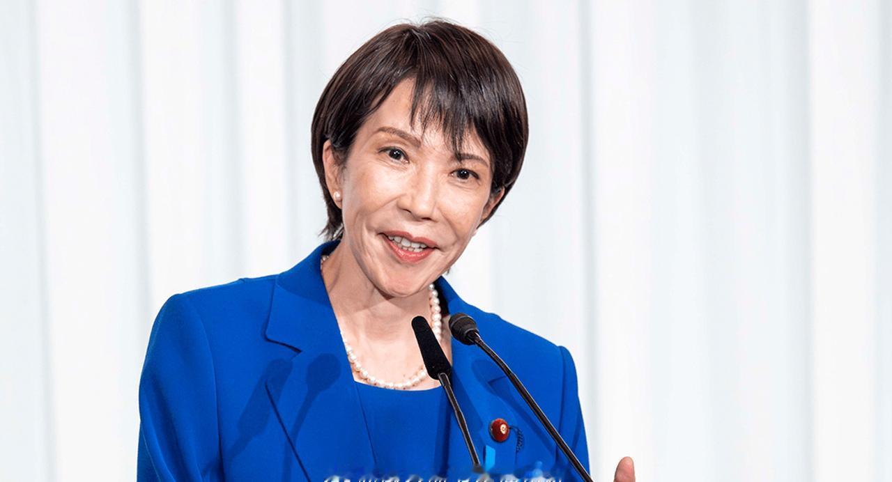 【日本第二届高市改组内阁成立 】据共同社报道，日本首相高市早苗（自民党总裁）率领