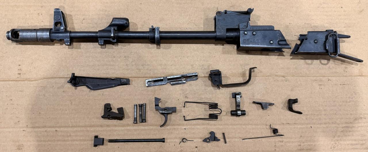 68 AK悄悄出现在美国！一直从埃塞俄比亚自上世纪积累的庞大军火库中“进货”的R