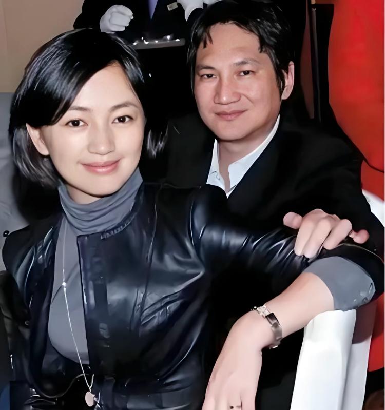 罗海琼与富豪老公