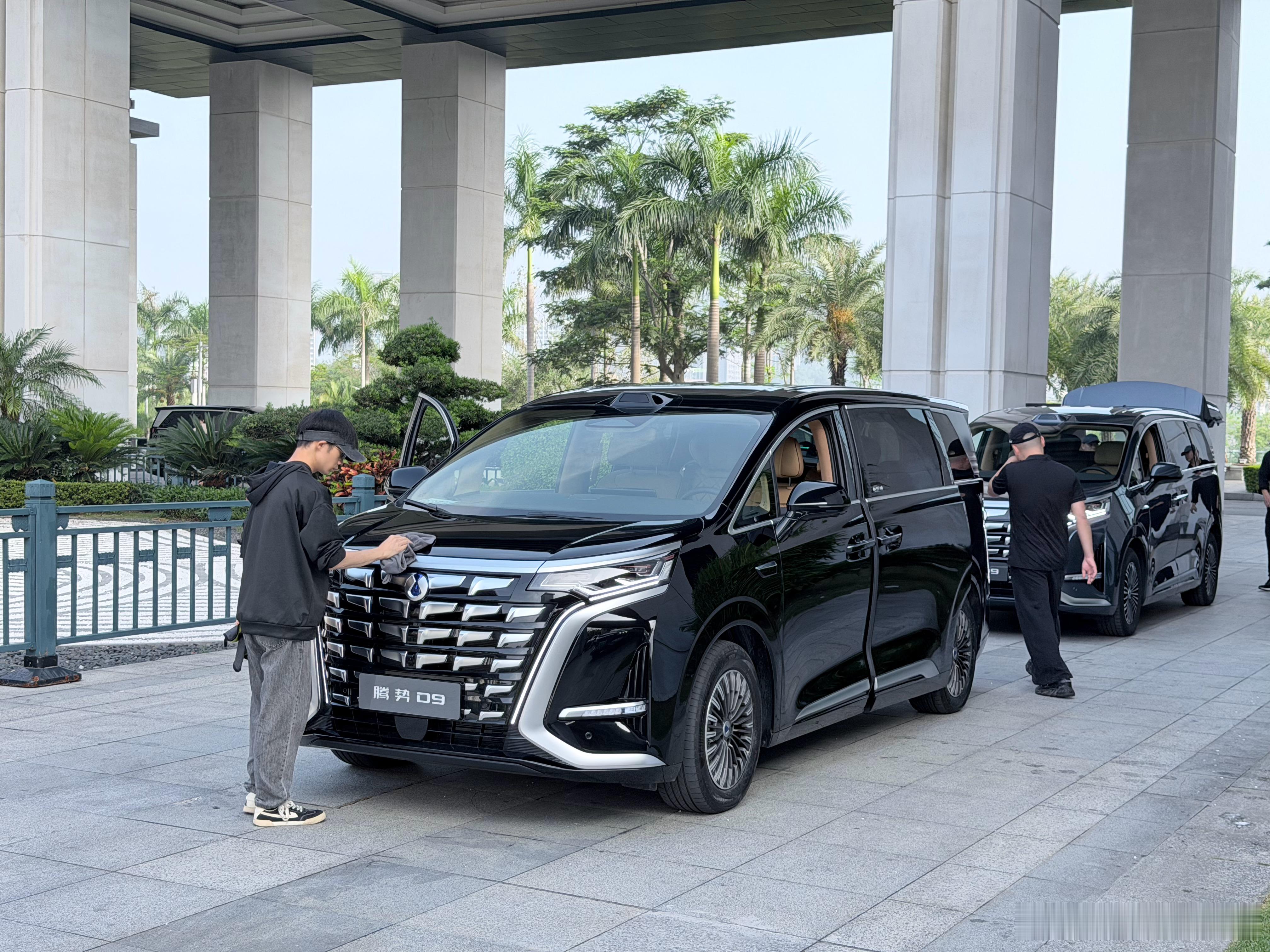 今天来拍这个，说实话，之前我一直觉得它就是个小换代车型。认真了解和研究了一下才发