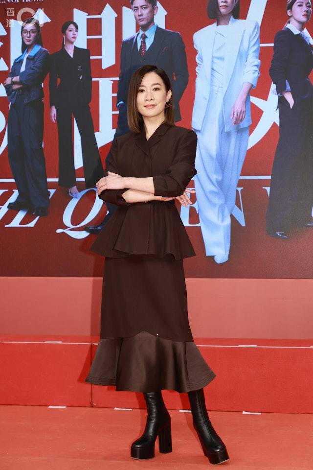 佘诗曼谈到“老窦”许绍雄的离世，说：“难过都要过，那……大家都是大人，而且真的还