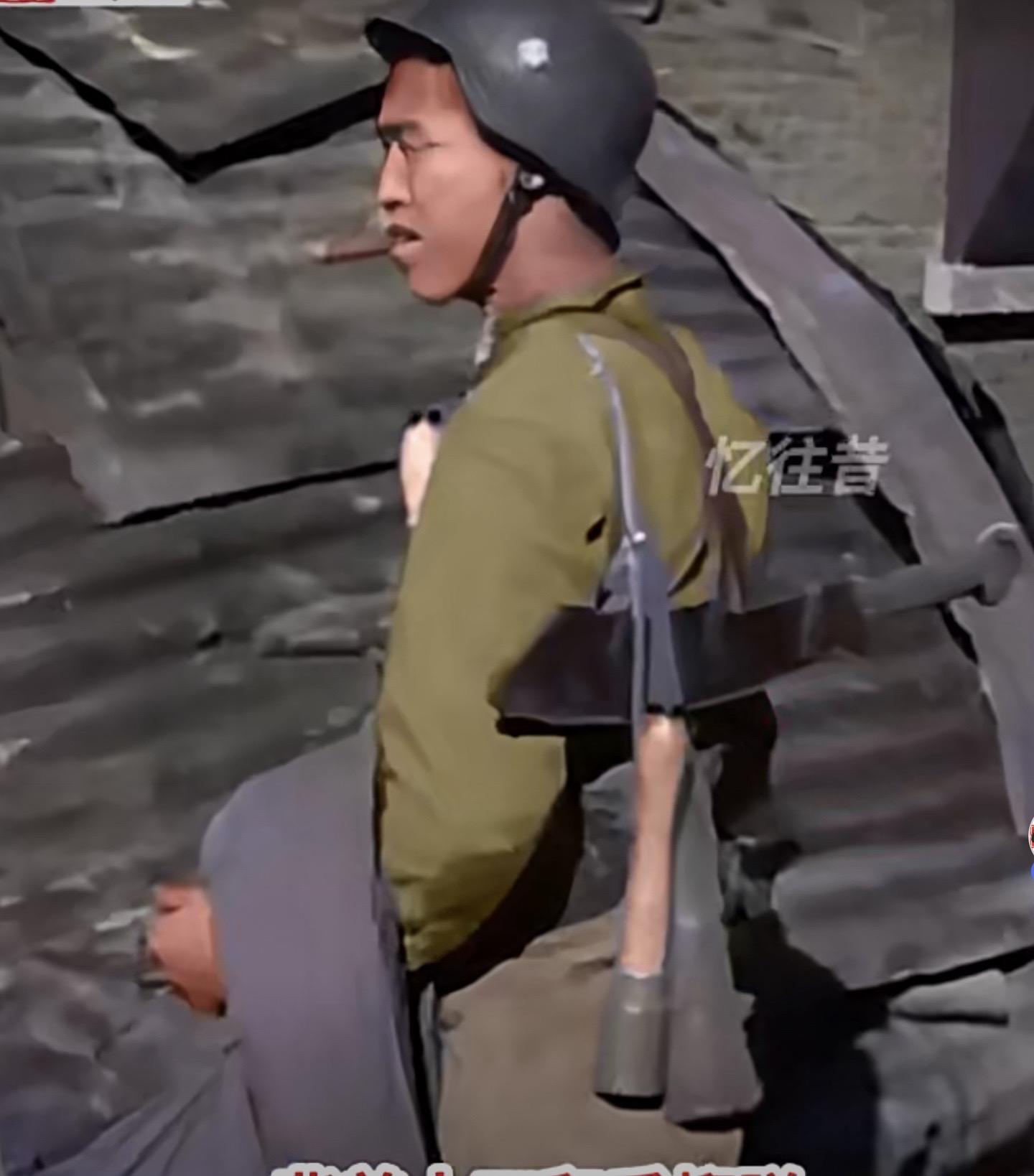 老狼原创，《大战之前的豪气》人生自古谁无死；拉二鬼填背抗战老兵四行仓库