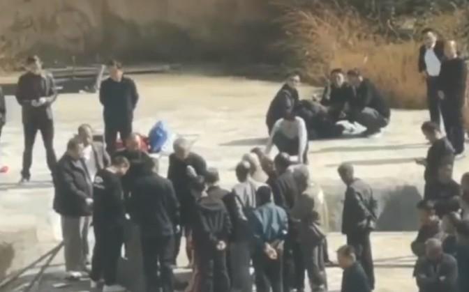 山西汾西，两孩子工地溺亡，这事儿太揪心！警方说，不是刑事案件，可这事儿就在学校附