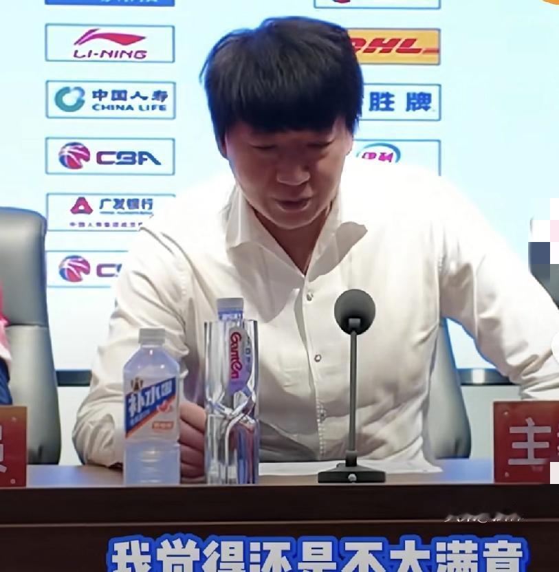 六连胜邱彪仍不满意！于德豪三分6中5回应质疑！北京时间1月11日晚，CBA常规赛