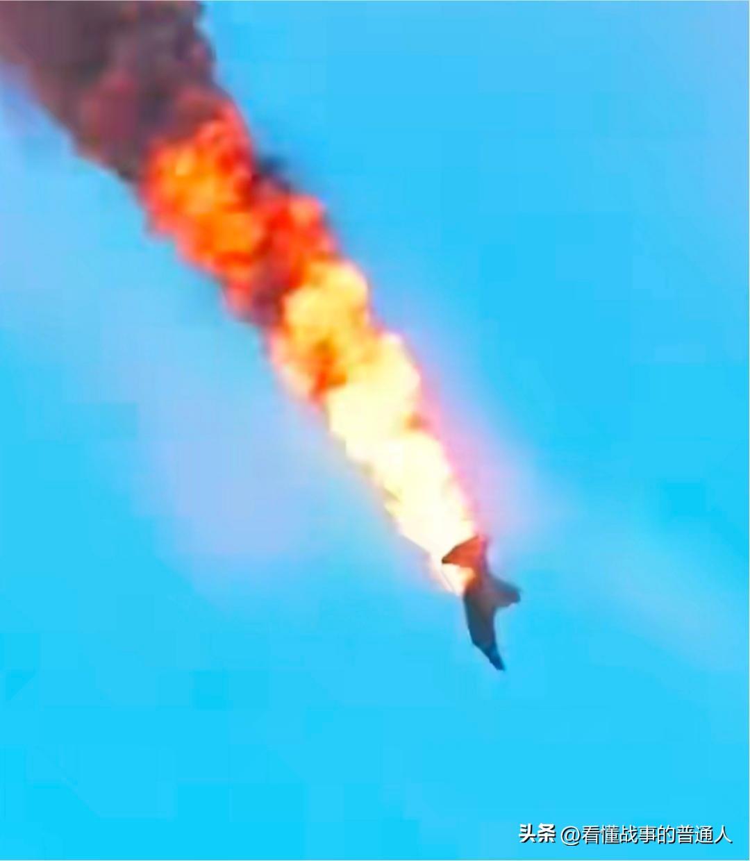 纳西尔扎德想买歼-10C，鲁哈尼要买法国阵风，内部吵了多年，一架也没买成。等他终