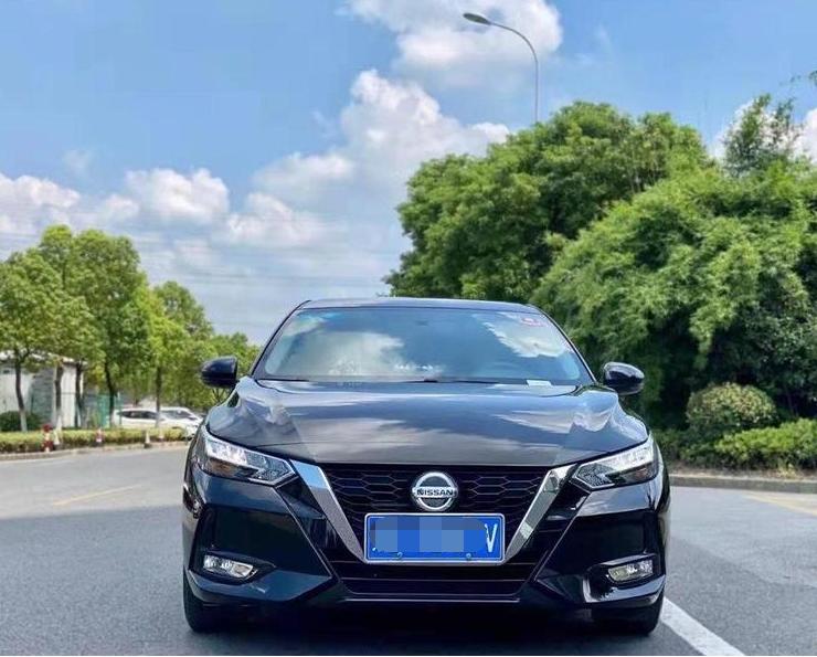 我买的是轩逸 2020款 1.6XL CVT 智享版。主要是自己喜欢轩逸，加上这