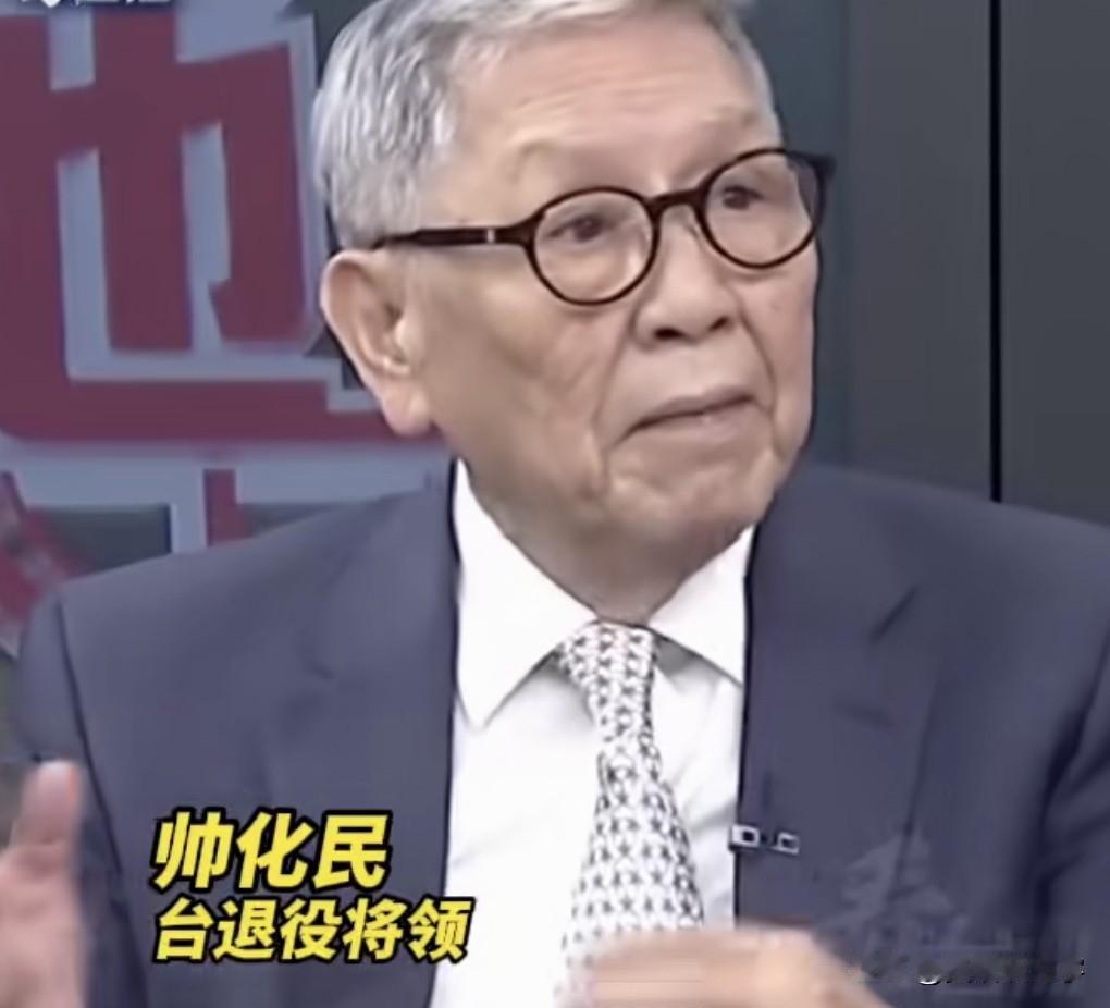 小岛上强行年轻人服兵役，一个小兵问妈妈，如果真了上战场肯定是炮灰，我该怎么办？妈