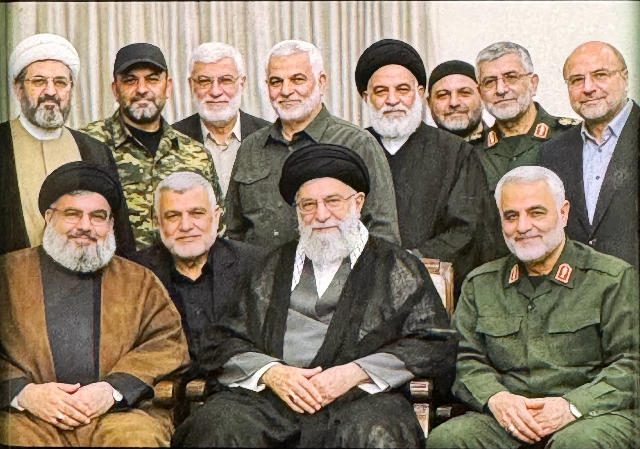 极度痛心疾首！看到这张照片，震撼、痛心、惋惜等五味杂陈！看到这张合影，更觉唯有自