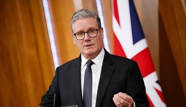 抢完中资钢铁厂，英国发现没人接盘了！7月16日，英国政府把原本属于咱们中国河北敬