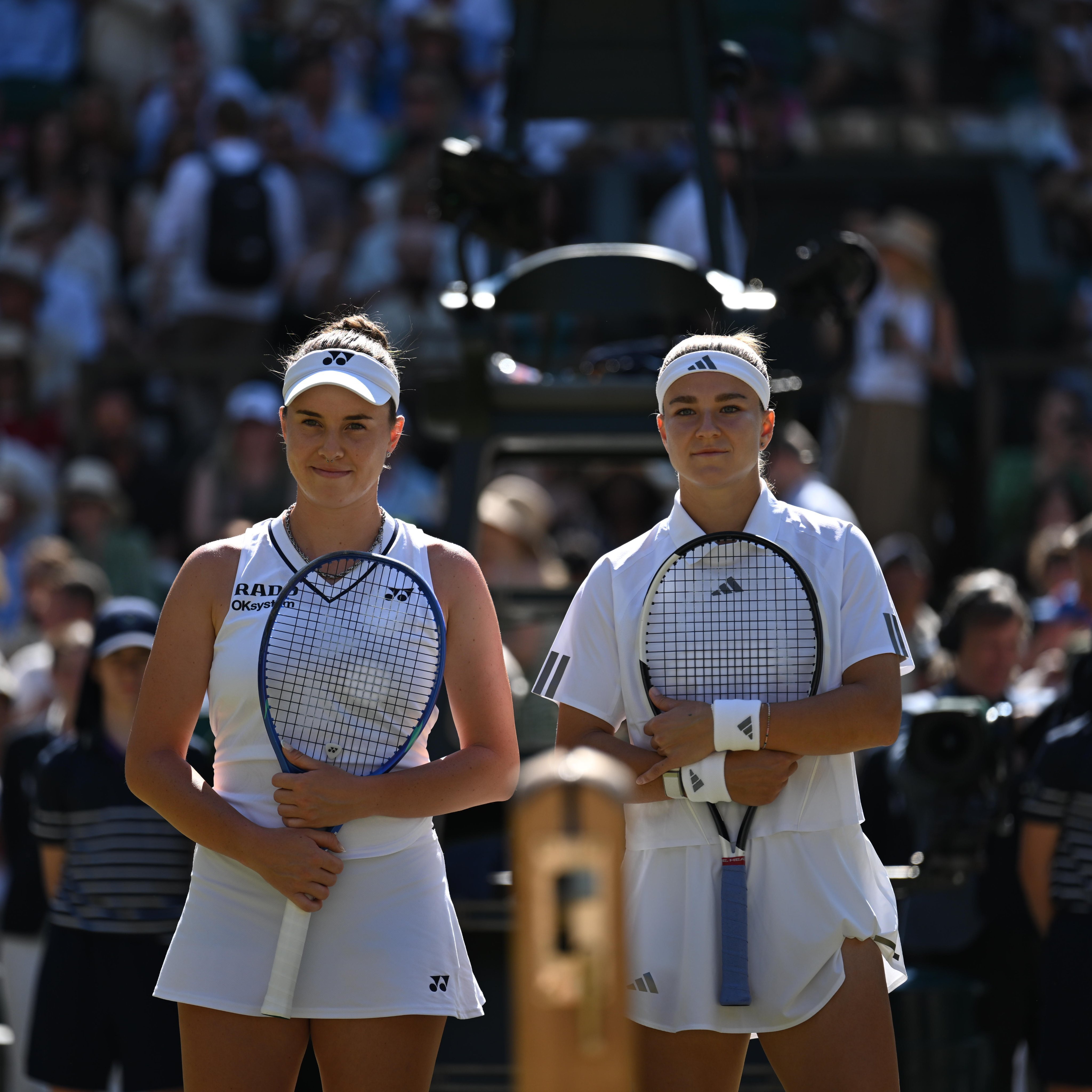 穆霍娃vs诺斯科娃 温网女单决赛的捷克德比正在进行中，穆霍娃状态欠佳遭遇两次破发