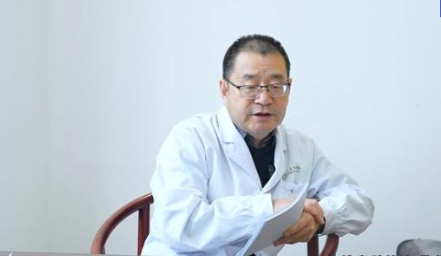 【别再只治肝了，一把红枣能改善抑郁？患者的笑容就是最好的证明！】
抑郁症，实际上